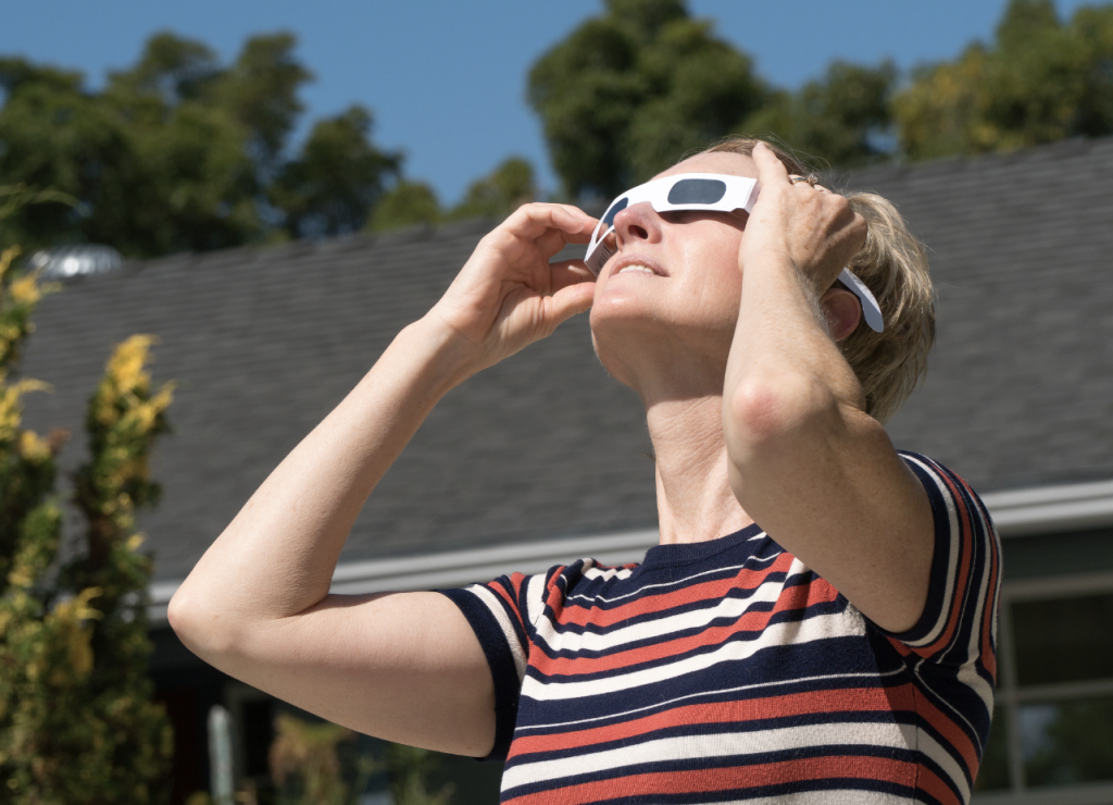 Make a Pinhole Projector to View The Solar Eclipse